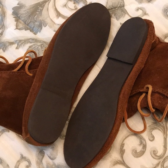 MINNETONKA BOOTS - Picture 3 of 3